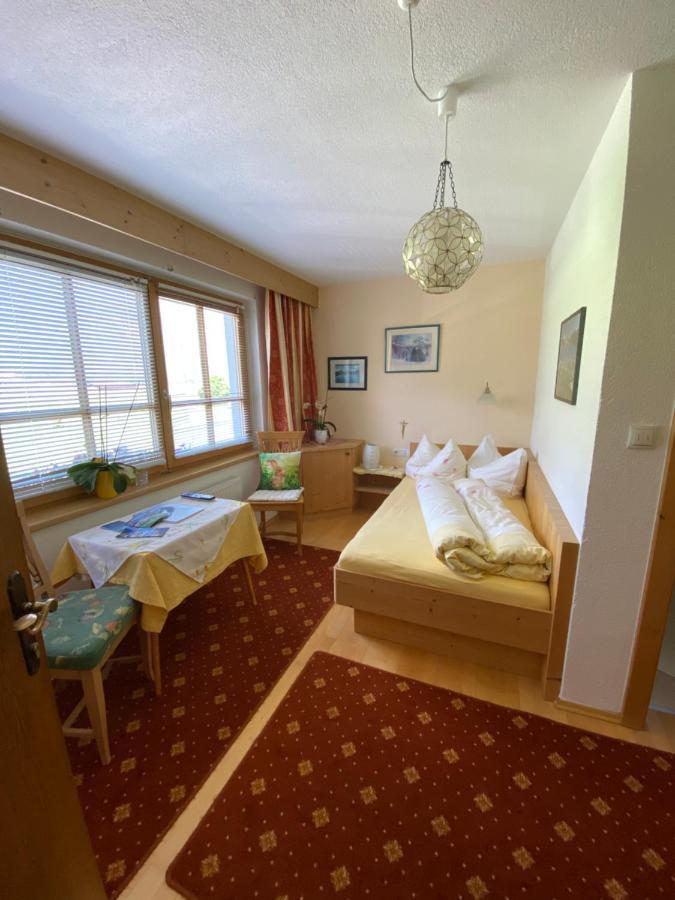 Gaestehaus Waltraud Längenfeld Exteriér fotografie