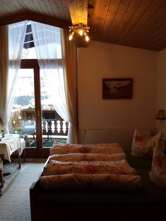 Gaestehaus Waltraud Längenfeld Exteriér fotografie